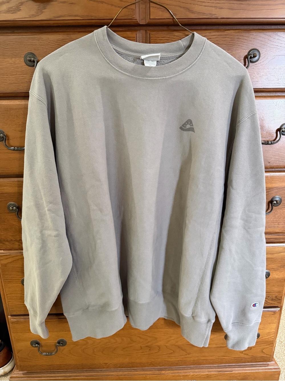 Champion Men's Crewneck Sweatshirt